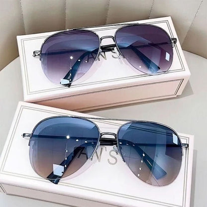 Skanto | Pilot Sunglasses for Men with Gradient and UV400 Protection
