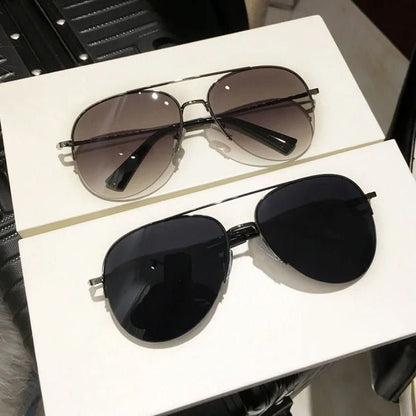 Skanto | Pilot Sunglasses for Men with Gradient and UV400 Protection