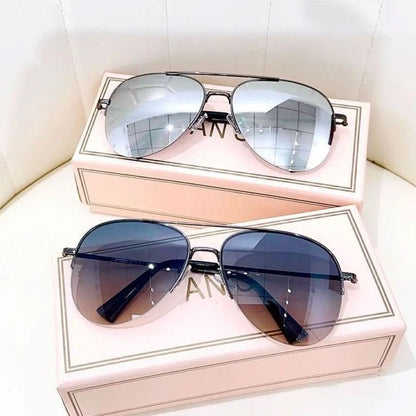 BowLift | Pilot sunglasses for men with gradient and UV400 protection