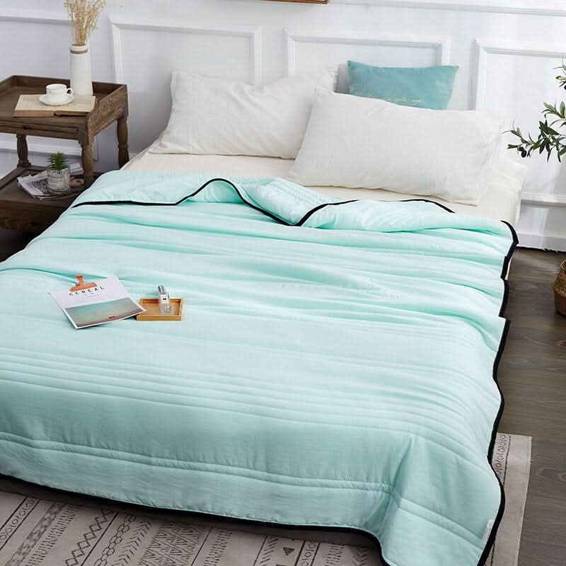 BowLift | Cooling Summer Blanket – Breathable Temperature-Regulating