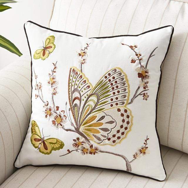 Skanto | Decorative Cushion Cover with Country-Style Embroidery
