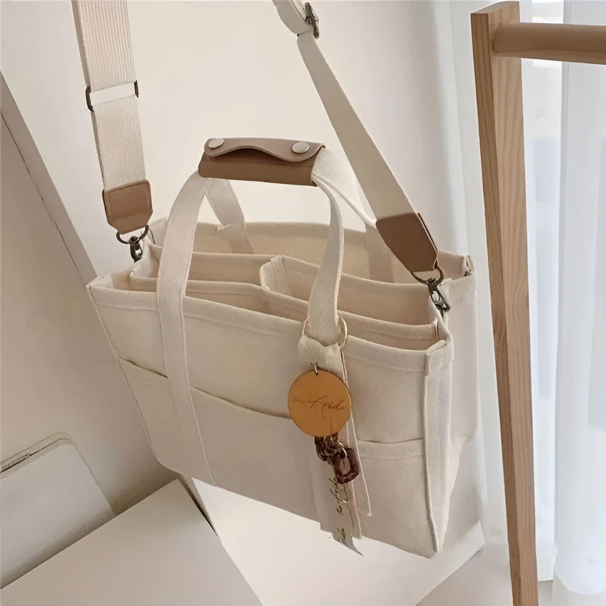 Skanto | Tavolaé Leather Tote Bag | Versatile & Robust | Lightweight & Spacious | In Beige or Black