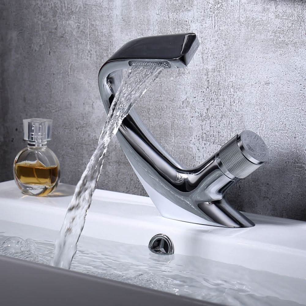 BowLift | Modern Bathroom Sink Mixer Faucet – Stylish Chrome Tap