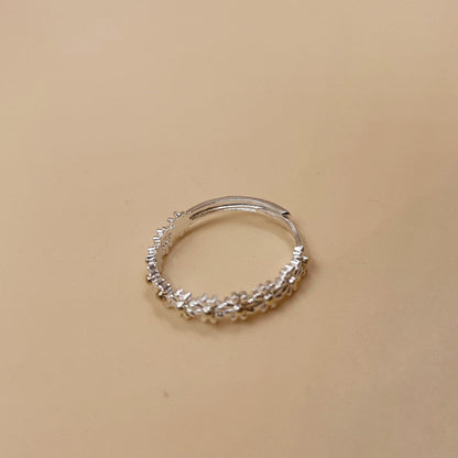 Skanto | Daisy Ring – Adjustable Flower Ring For Women