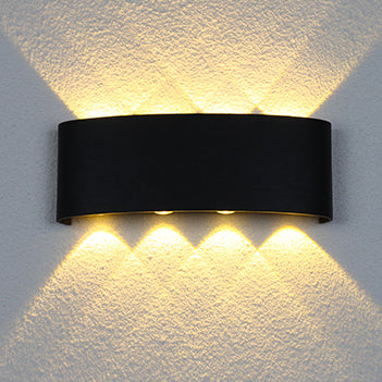 Waterproof LED wall light made of aluminum and acrylic for terraces