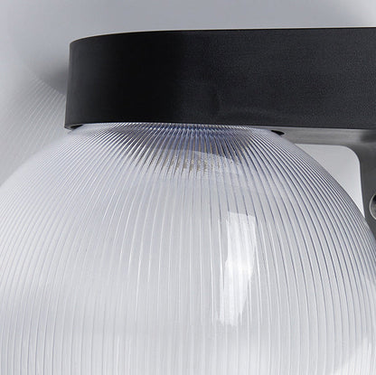 Waterproof, spherical polycarbonate-acrylic wall light with one light for the patio