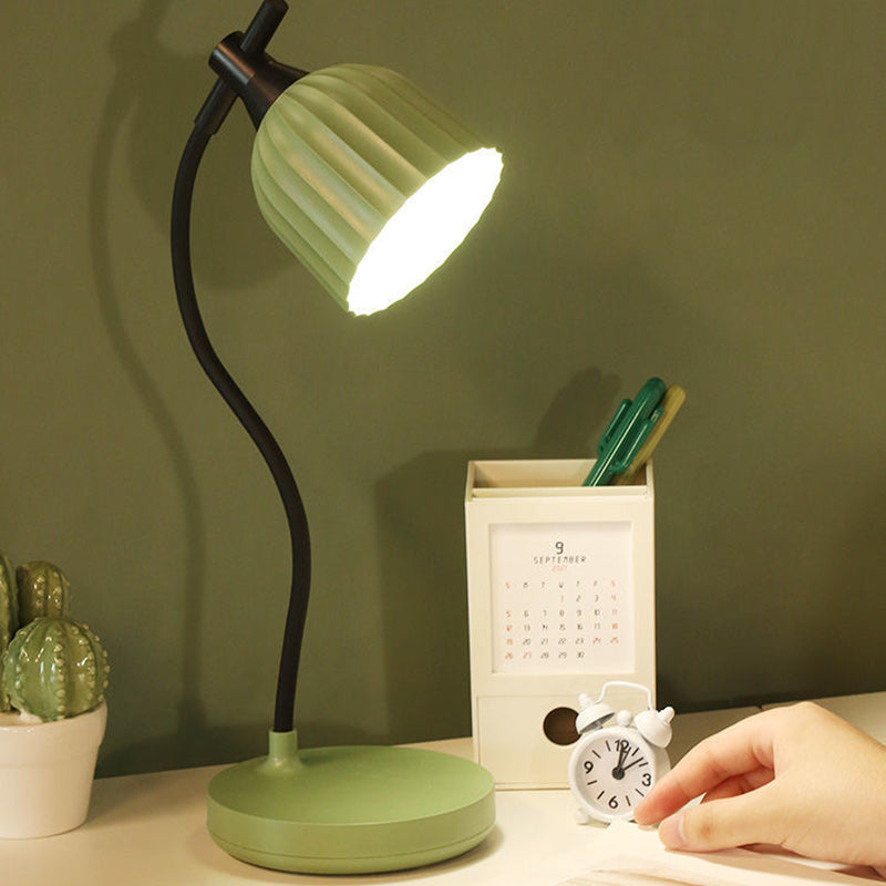Frendorf | Adjustable LED Desk Lamp | Modern Minimalist Design | Dimmable