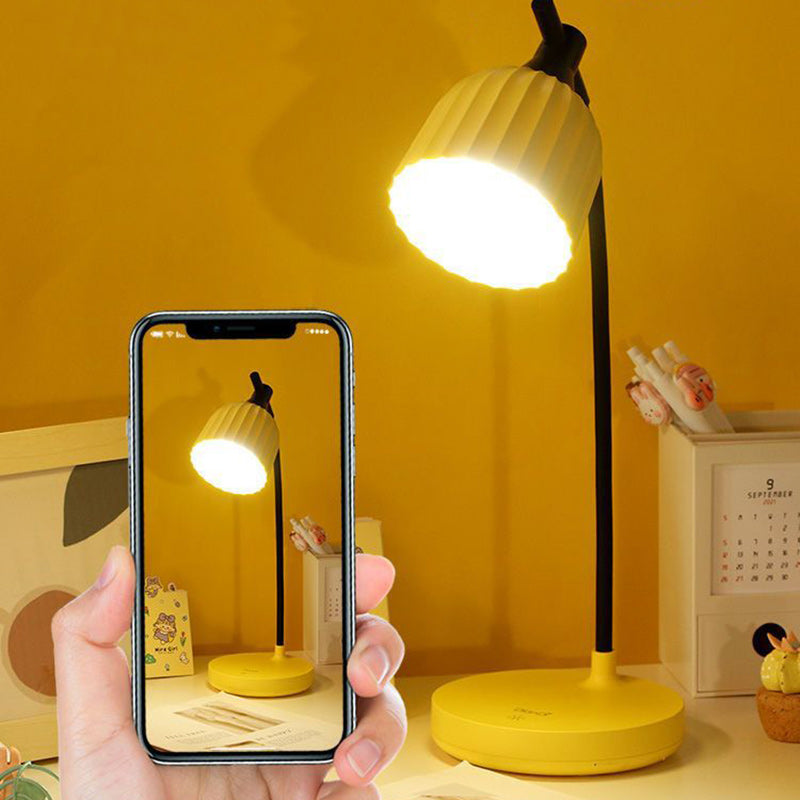 Frendorf | Adjustable LED Desk Lamp | Modern Minimalist Design | Dimmable