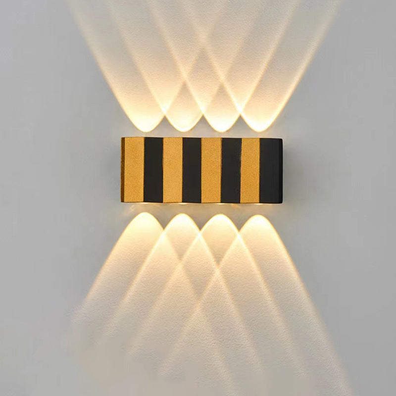 Modern Simplicity Waterproof Aluminum Rectangular Curved Up and Down LED Wall Lamp For Outdoor Patio | Brehn