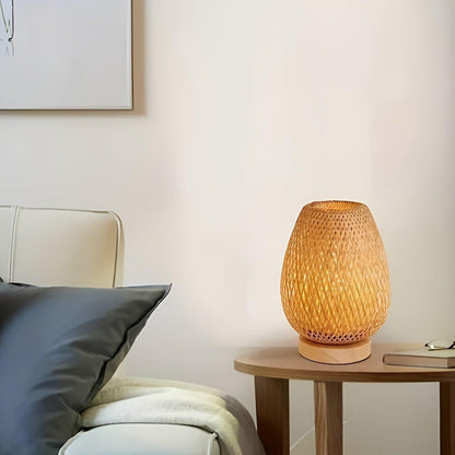 Skanto | Aura Lamp - Bamboo USB-Powered Table Lamp for the Bedroom