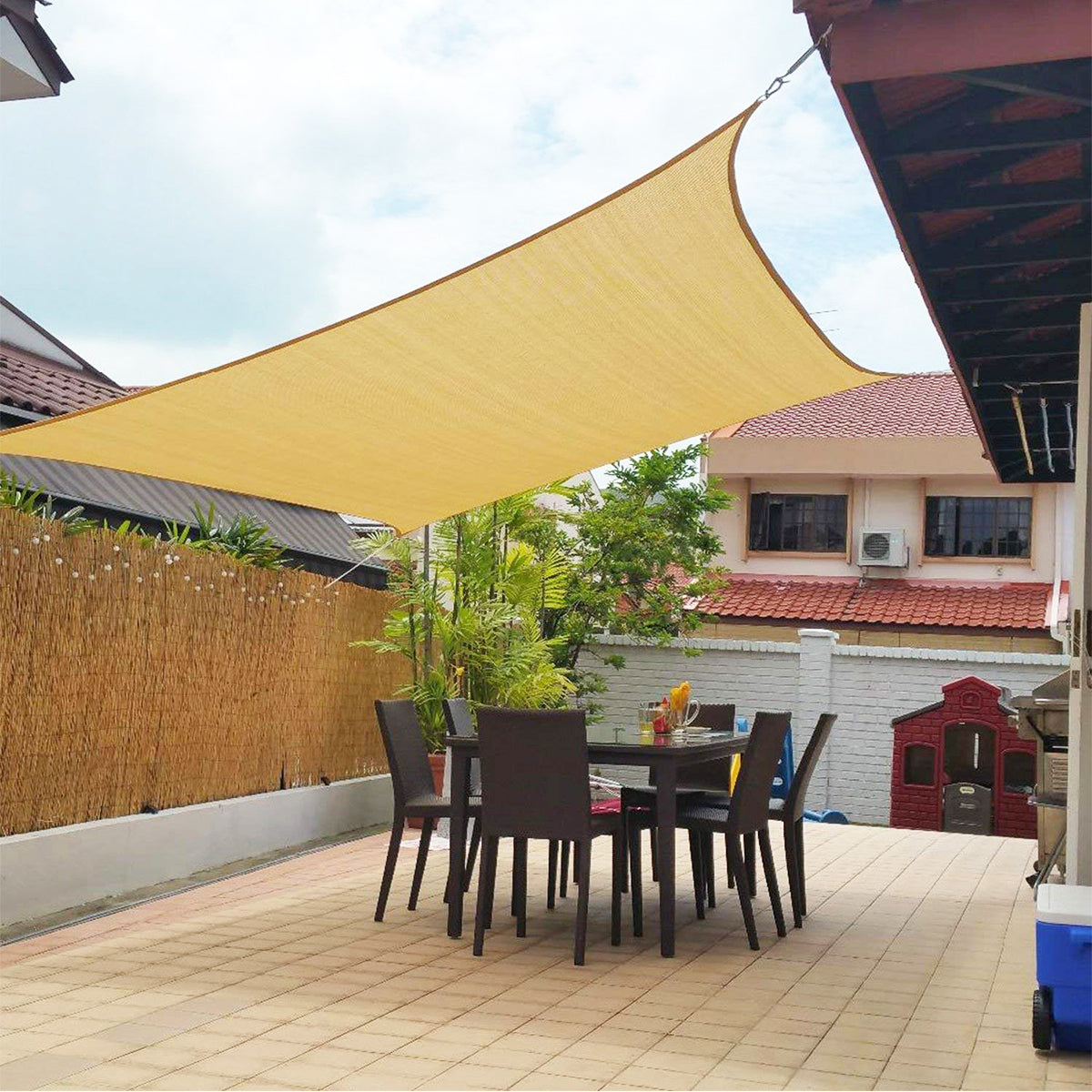 Skanto | Skanto Shade Cloth ZonSafe – UV-Protective Sun Shade for Garden, Patio, or Balcony