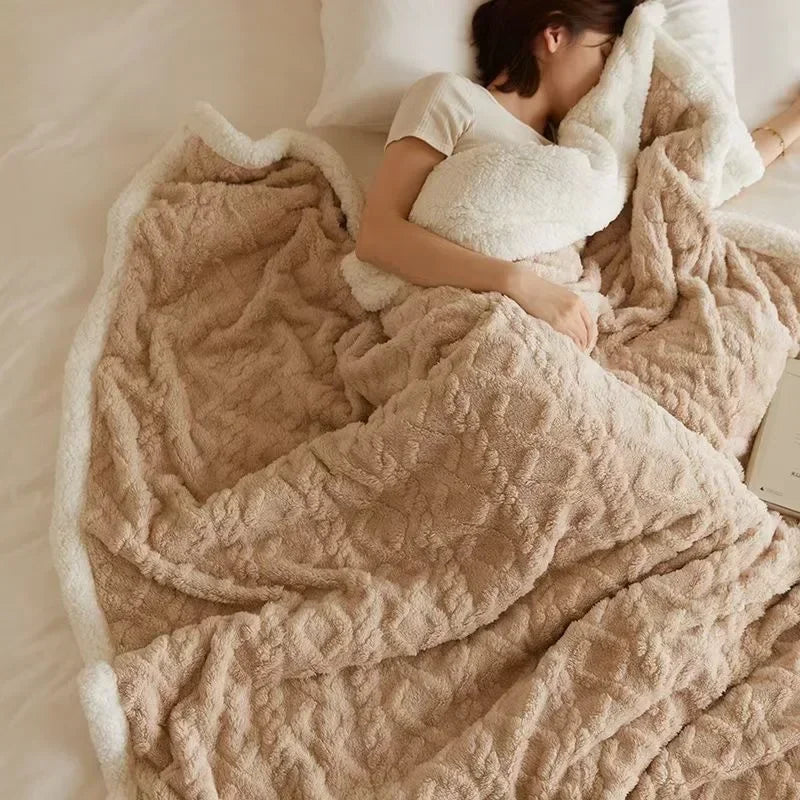 Skanto | Heavy Winter Blanket with Soft Lambswool Layer