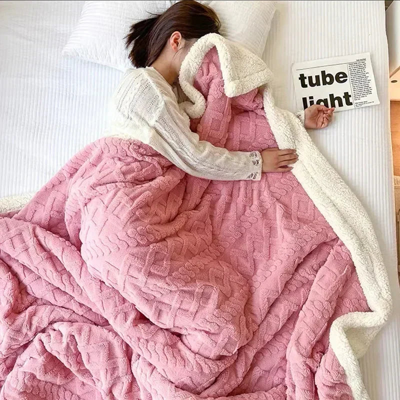 Skanto | Heavy Winter Blanket with Soft Lambswool Layer