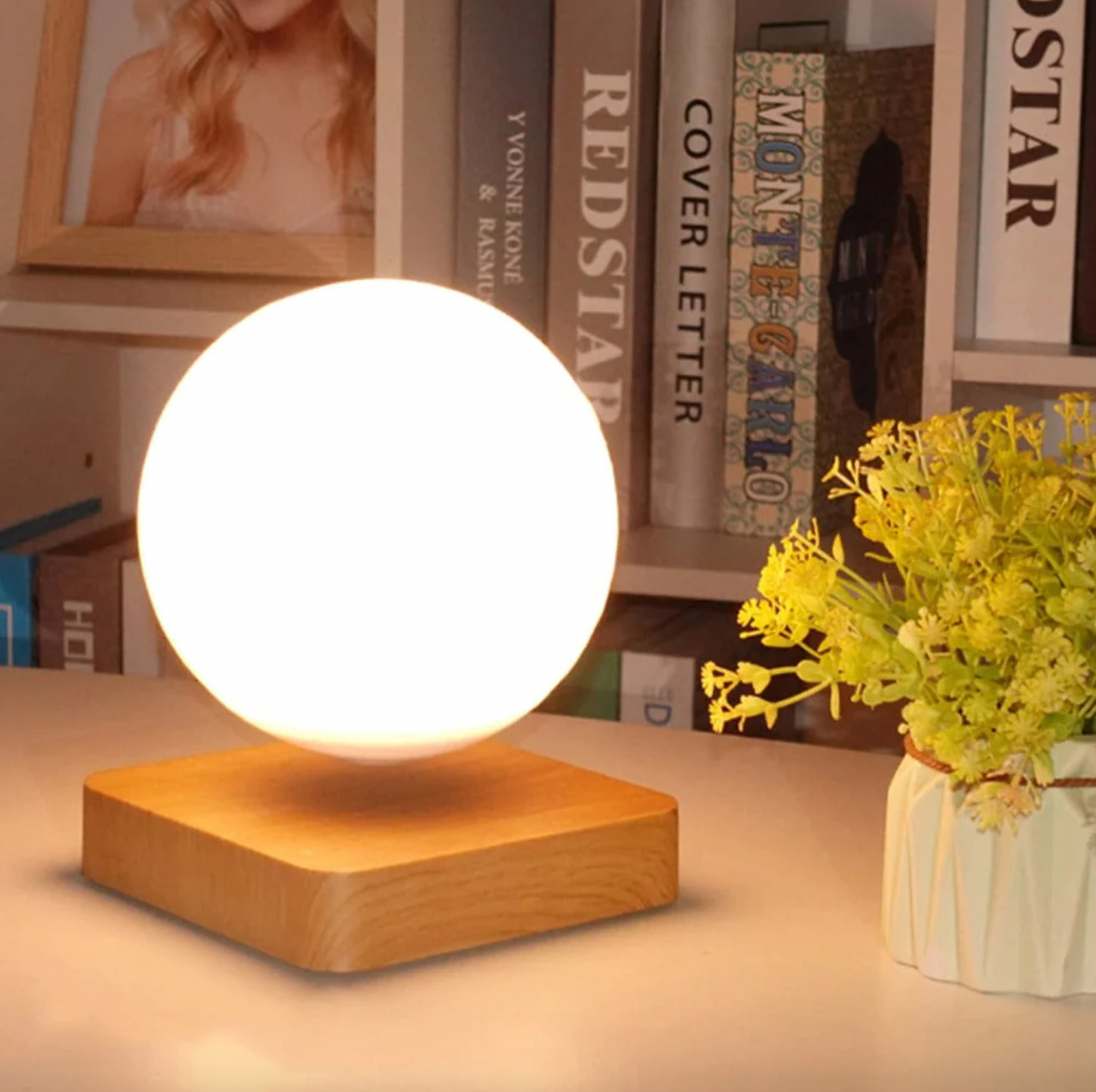 Lunara Flowing Moon Lamp Karnz