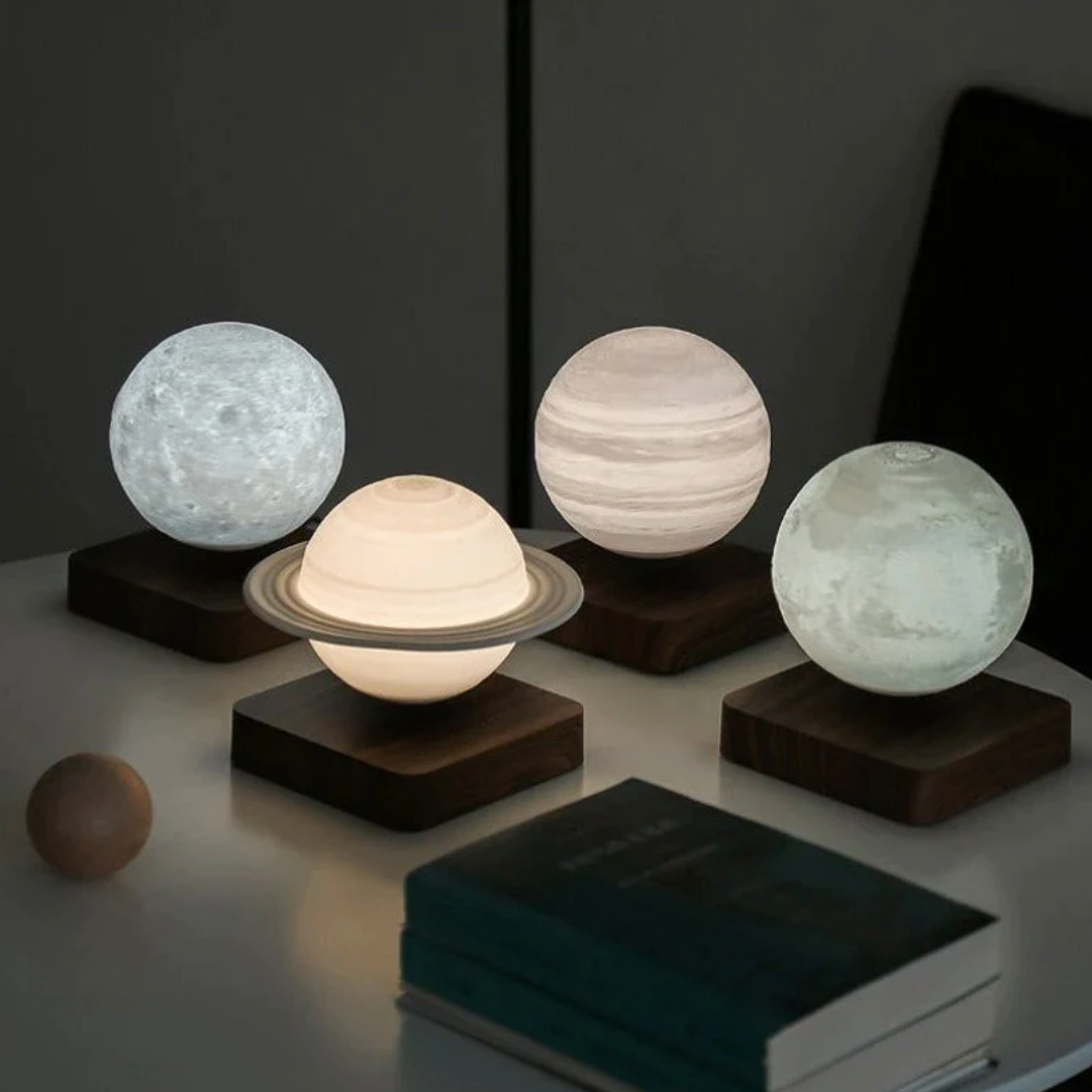 Lunara Flowing Moon Lamp Karnz