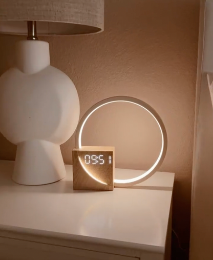 Skanto | Sunrise Simulation Alarm Clock with Built-in Charger