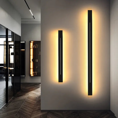 BowLift | LED Wall Light | Modern Vertical Black Indoor Sconce