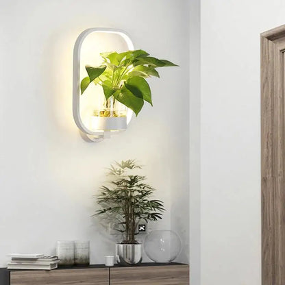 Frendorf | Botanical Wall Light with Plant | Stylish Wall Lighting