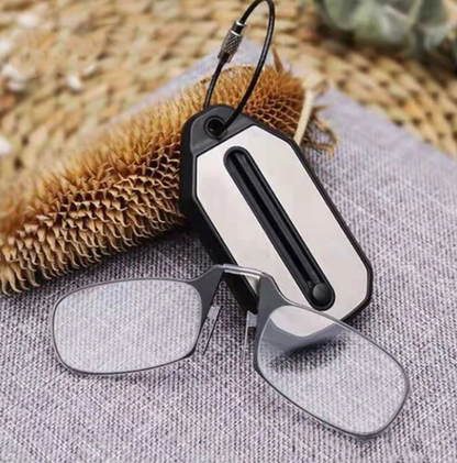 Keychain Reading Glasses – Ultra-thin Foldable Reading Glasses with Case | Karnz