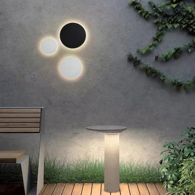 BowLift | Modern light for any garden