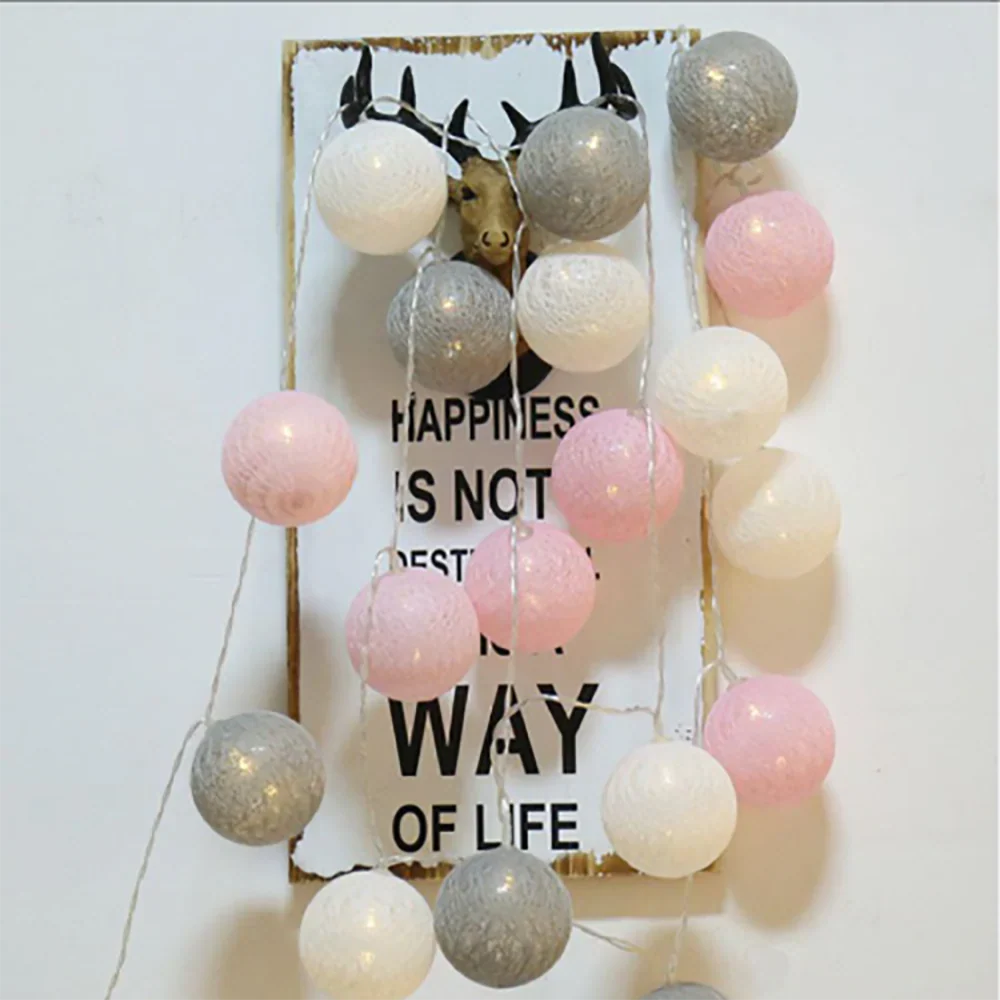 BowLift | Cotton Ball Garland