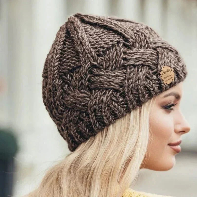 Soft, knitted winter hat for women and men