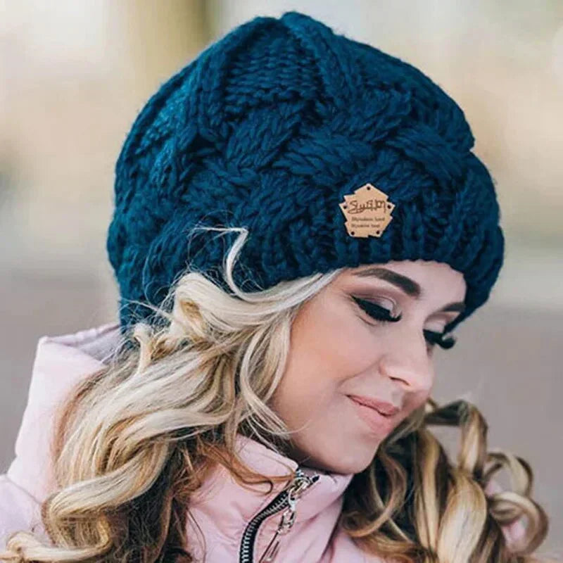 Soft, knitted winter hat for women and men