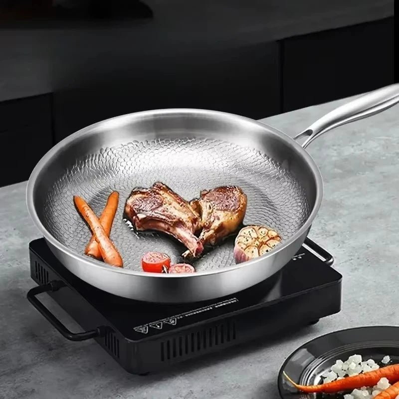 BowLift | Titanium hammered non-stick frying pan for induction cooktops and everyday cooking