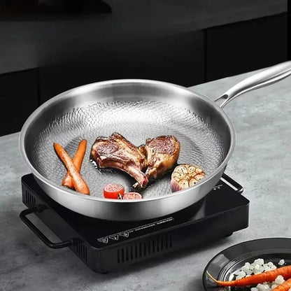 BowLift | Titanium hammered non-stick frying pan for induction cooktops and everyday cooking