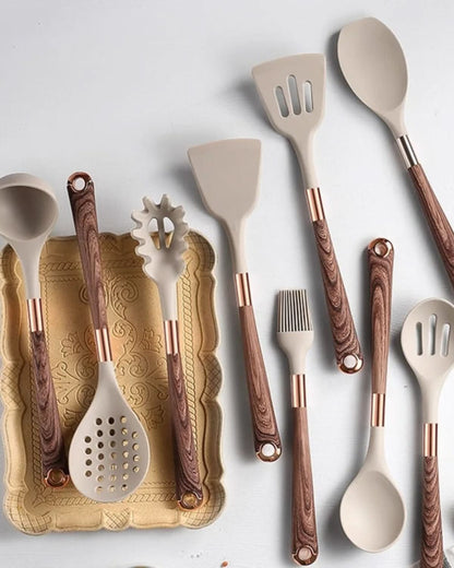 Skanto | Robust Kitchen Utensil Set with Heat-Resistant Silicone Heads