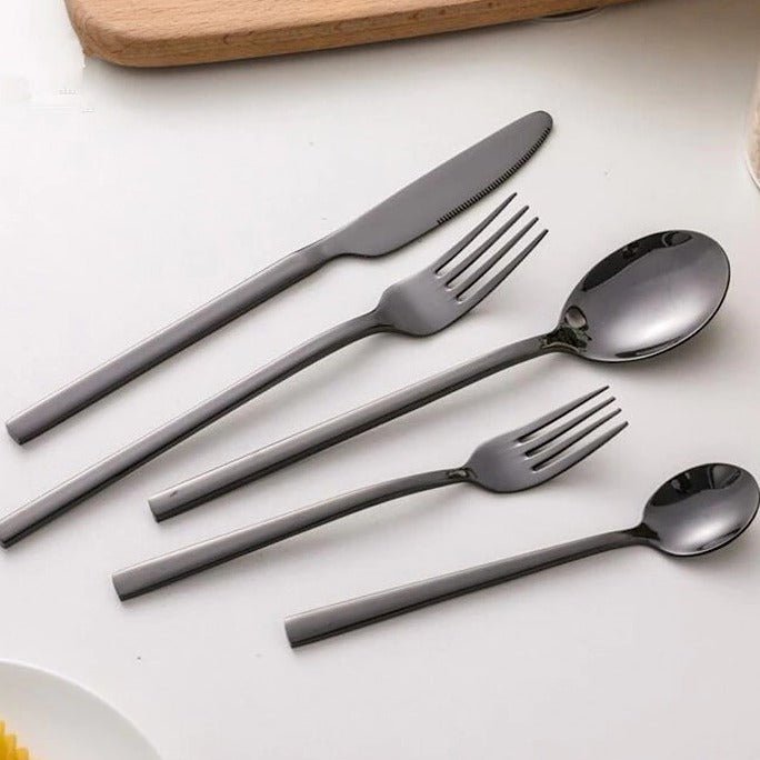 Skanto | 25-Piece Cutlery and Kitchen Utensil Set