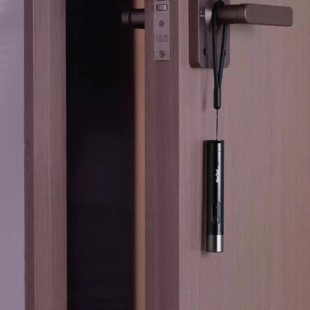 BowLift | FlashShield - The ultimate defense lamp - Security at your fingertips