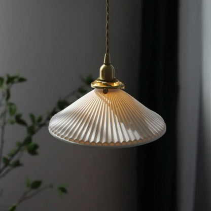 Skanto | Scandinavian White Ceramic Pendant Lamp