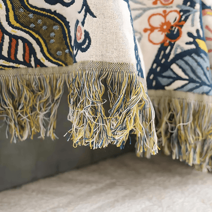 Skanto | Rustic cotton throw with floral design, reversible pattern