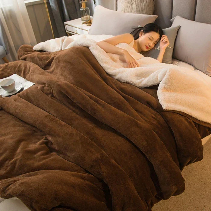 BowLift | CozyNest Reversible Wool Blanket – Flannel & Cashmere Warm Blanket for Winter