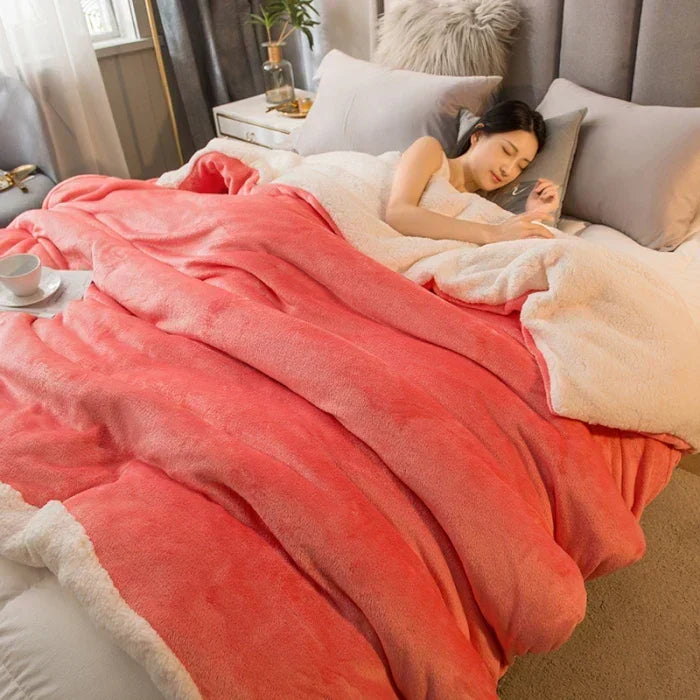 Kalsten | CozyNest Reversible Wool Blanket – Flannel & Cashmere Warm Blanket for Winter