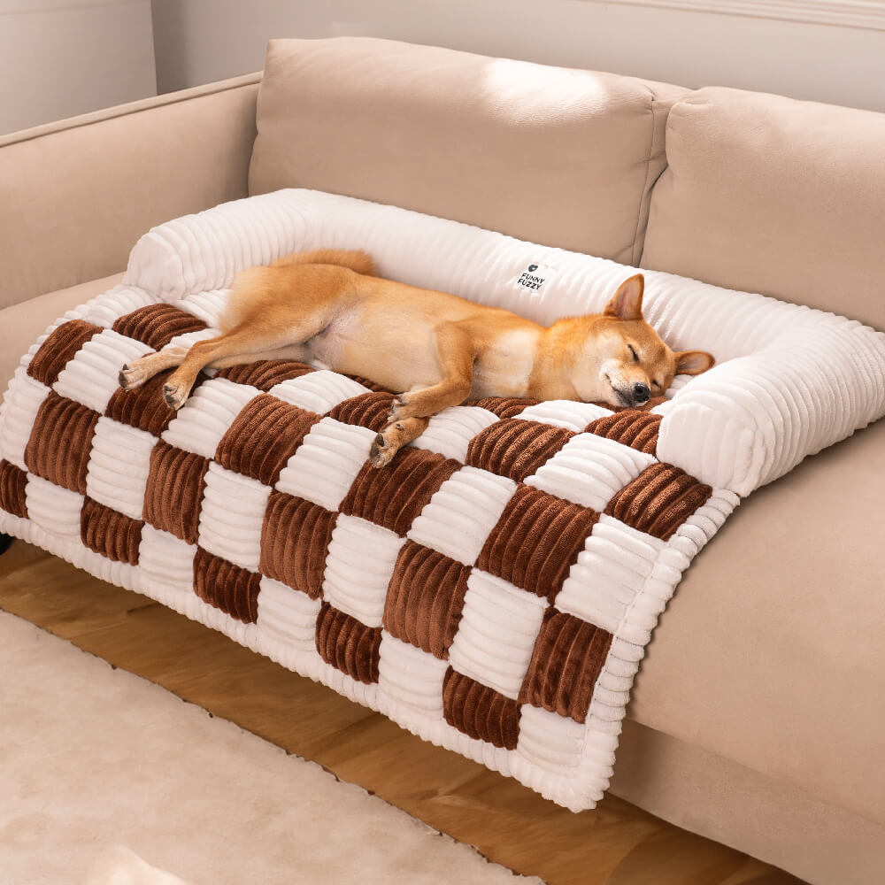 Skanto | Cream Checkered Cozy Dog Mat Furniture Protector Cover