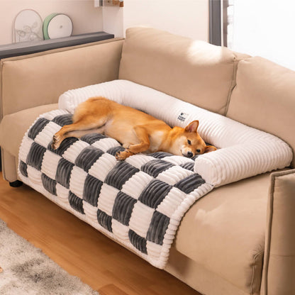 Skanto | Cream Checkered Cozy Dog Mat Furniture Protector Cover