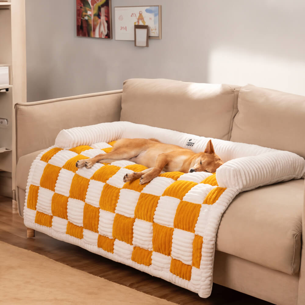 Skanto | Cream Checkered Cozy Dog Mat Furniture Protector Cover