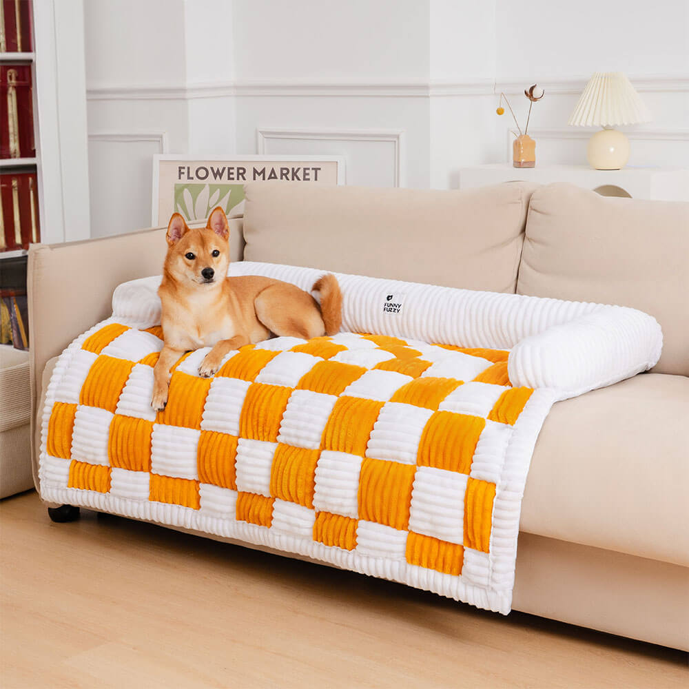 Skanto | Cream Checkered Cozy Dog Mat Furniture Protector Cover