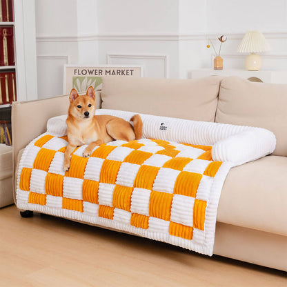 Skanto | Cream Checkered Cozy Dog Mat Furniture Protector Cover
