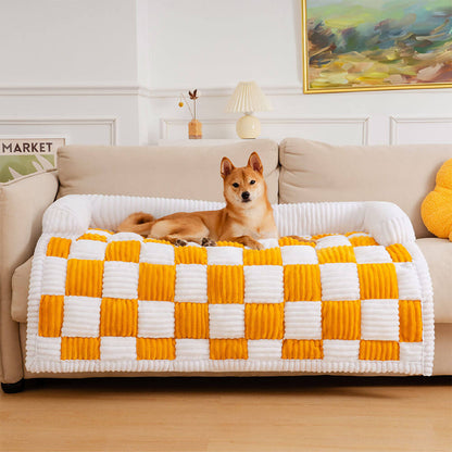 Skanto | Cream Checkered Cozy Dog Mat Furniture Protector Cover