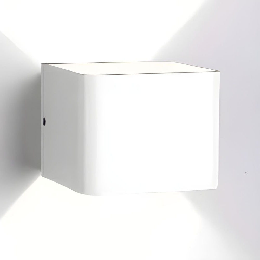 Skanto | Cubbon LED Wall Lamp Compact Modern Design White