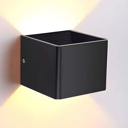 Skanto | Cubbon LED Wall Lamp Compact Modern Design White
