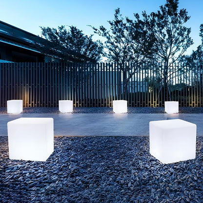 BowLift | Cubic Garden Light