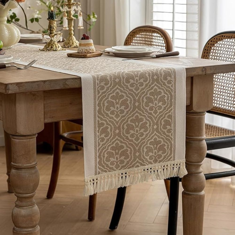 Skanto | Damask Dune Table Runner