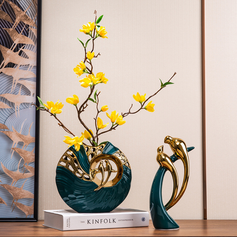 Skanto | FormaLuxe Ceramic Sculpture – Handmade Modern Decoration