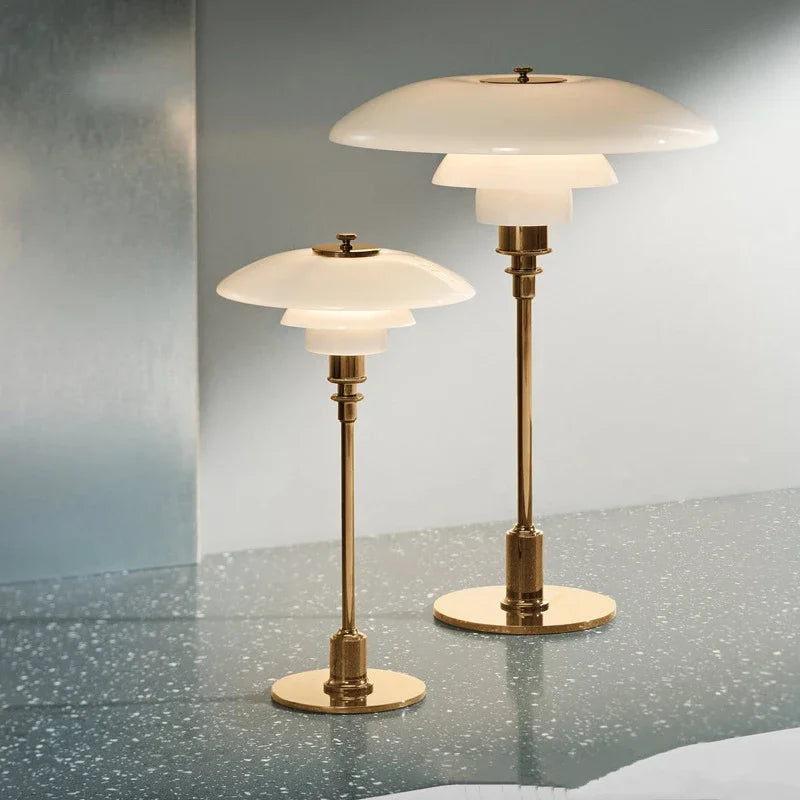 Nordic Glass Table Lamp – Minimalist LED Table Lamp, modern and elegant, ideal for office and living spaces | Brehn