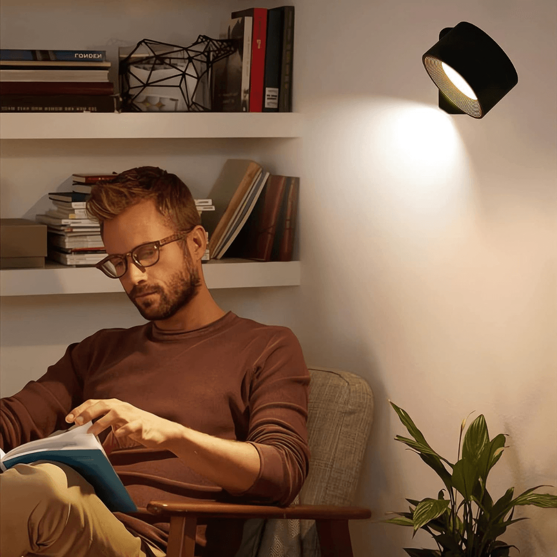 Wireless Wall Lamp – 360° Adjustable and Rechargeable LED Lighting (USB)