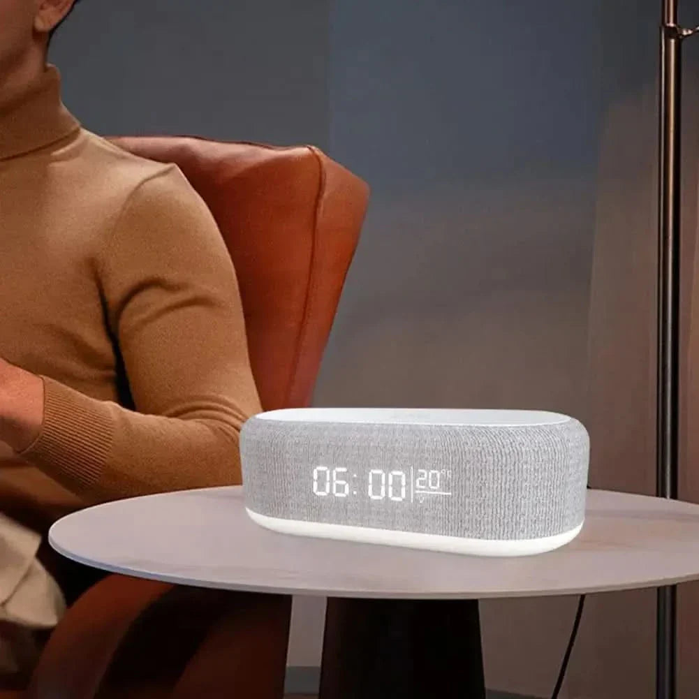 Skanto | Digital Alarm Clock with Wireless Charging and Temperature Display